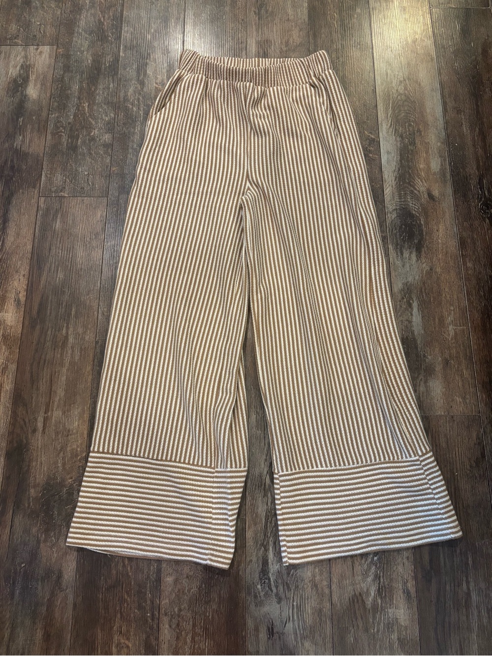 Wide-Leg Striped Knit Pants in Cream & Tan